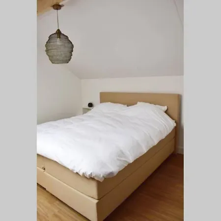 Mooi Vakantiehuis Prachtig Gelegen Aan Het Water Rijpwetering Exterior photo