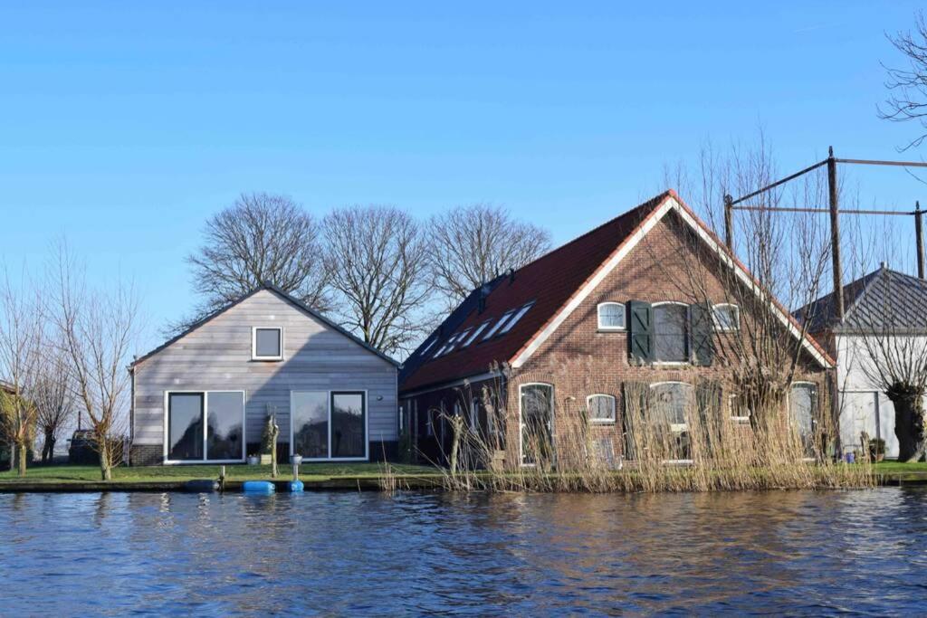 Mooi Prachtig Gelegen Aan Het Water * Rijpwetering
